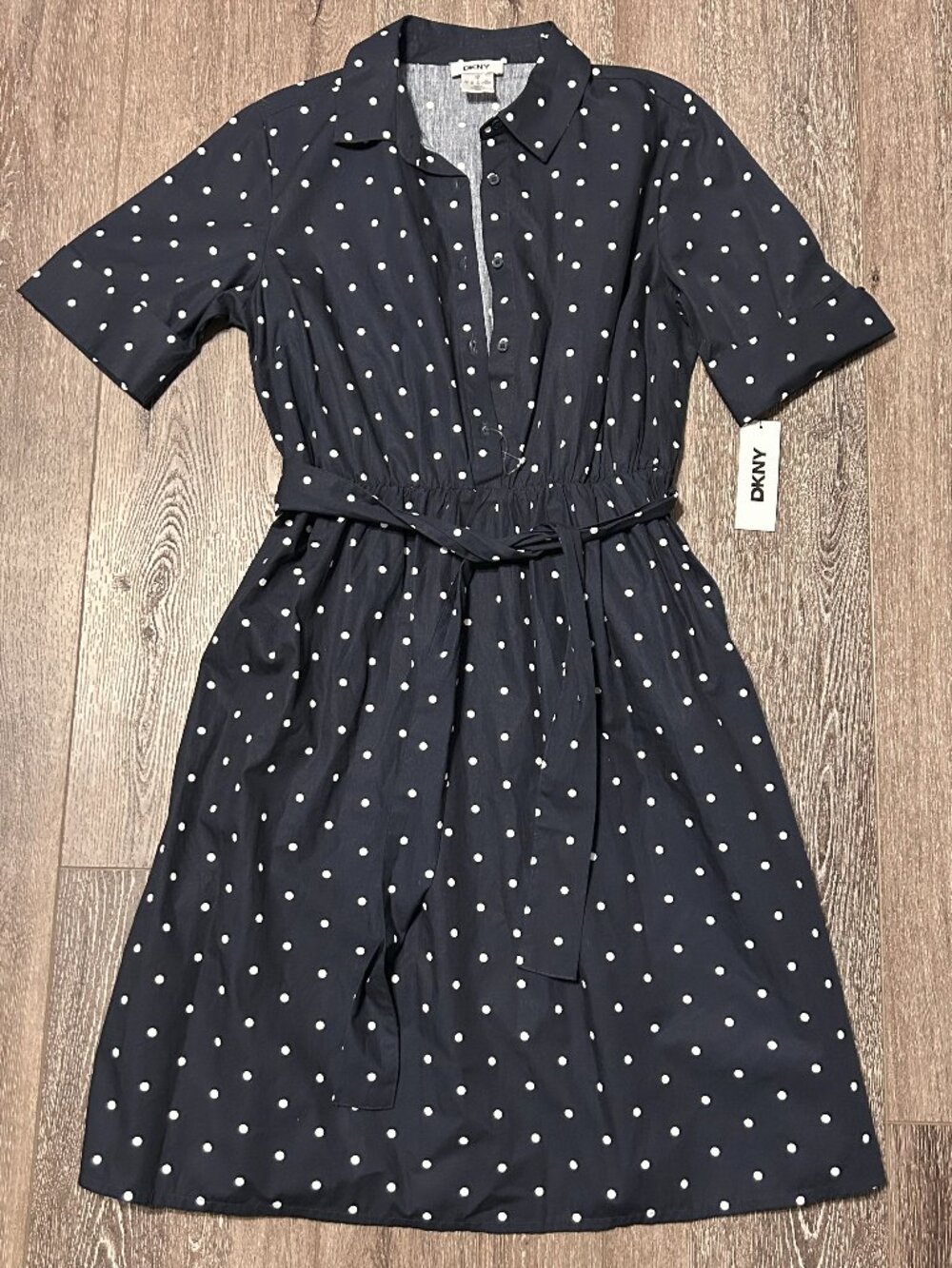 DKNY Navy Polka Dot Midi Dress Navy Blue Short Sleeve V-Neck Size 4 NWT NEW